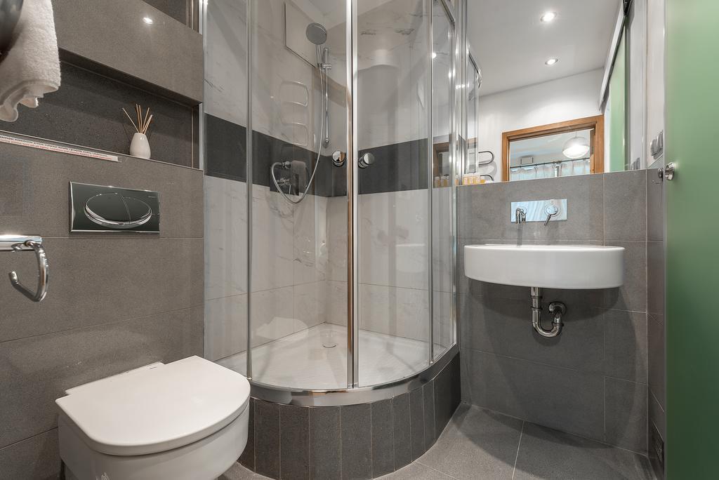 Dworzec Gdanski P&O Apartments Varşova Oda fotoğraf